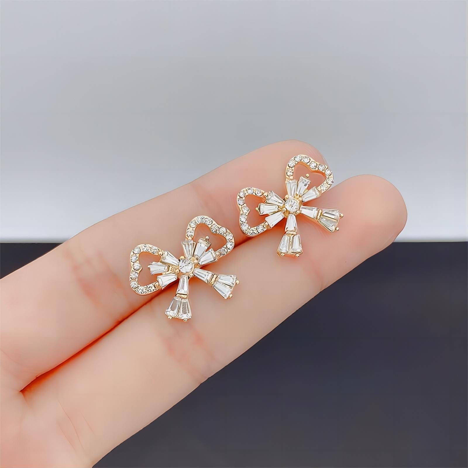 Crystal Ribbon Heart Earrings