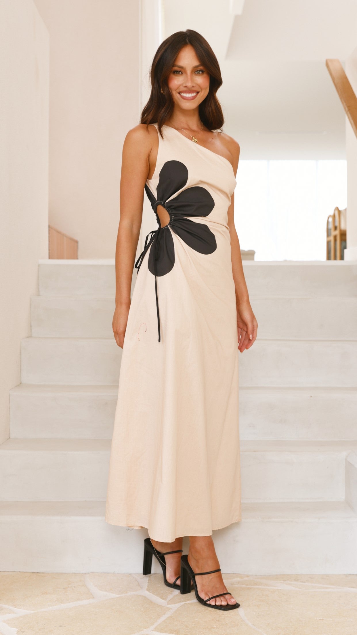 Nancia Maxi Dress - Beige / Black