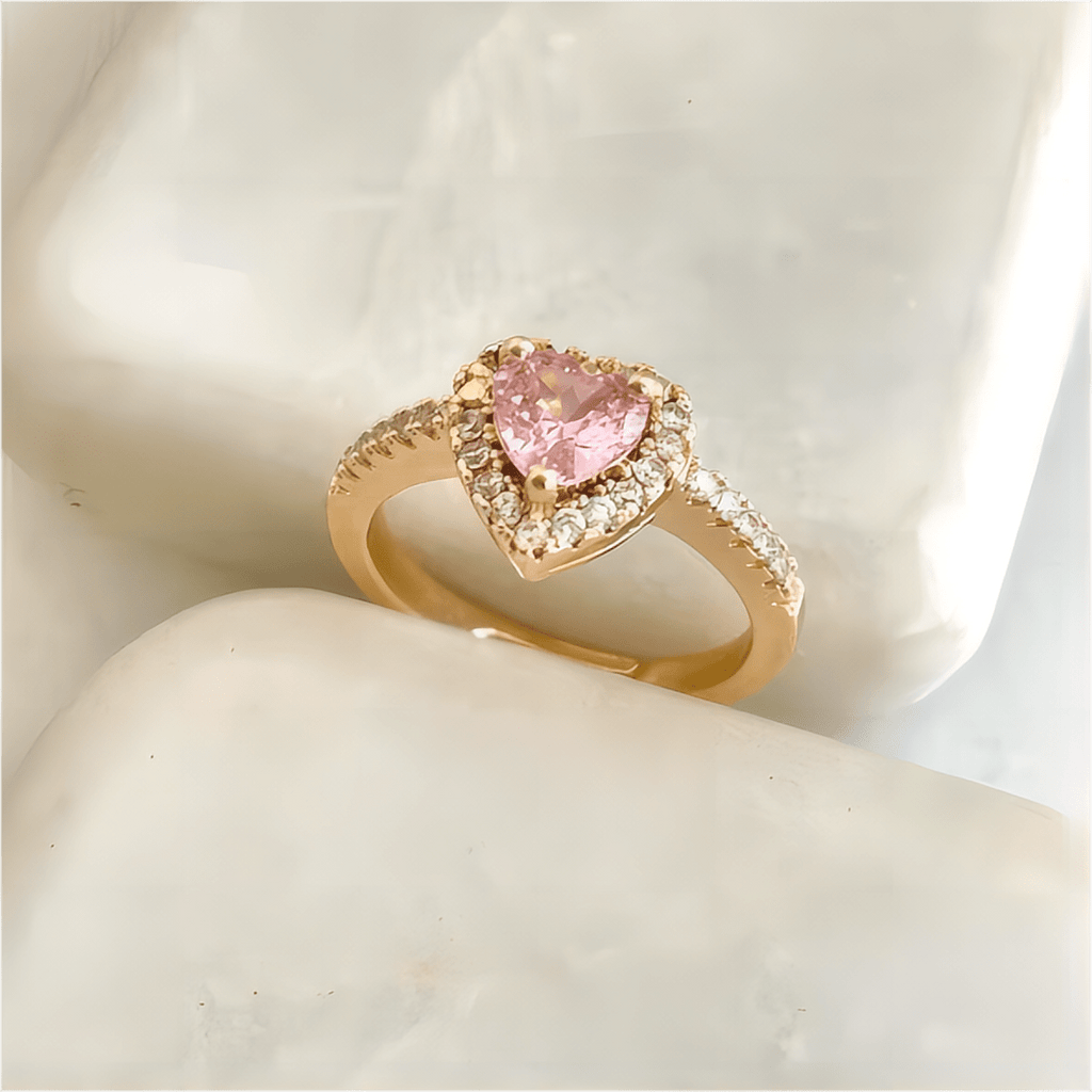 Cubic Zirconia Inlaid Pink Heart Ring